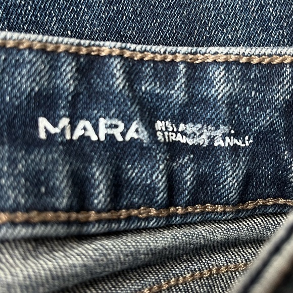 DL1961 Mara Straight Mid Rise Instasculpt Distressed Ankle Jeans Blue Size 27 - Picture 4 of 7